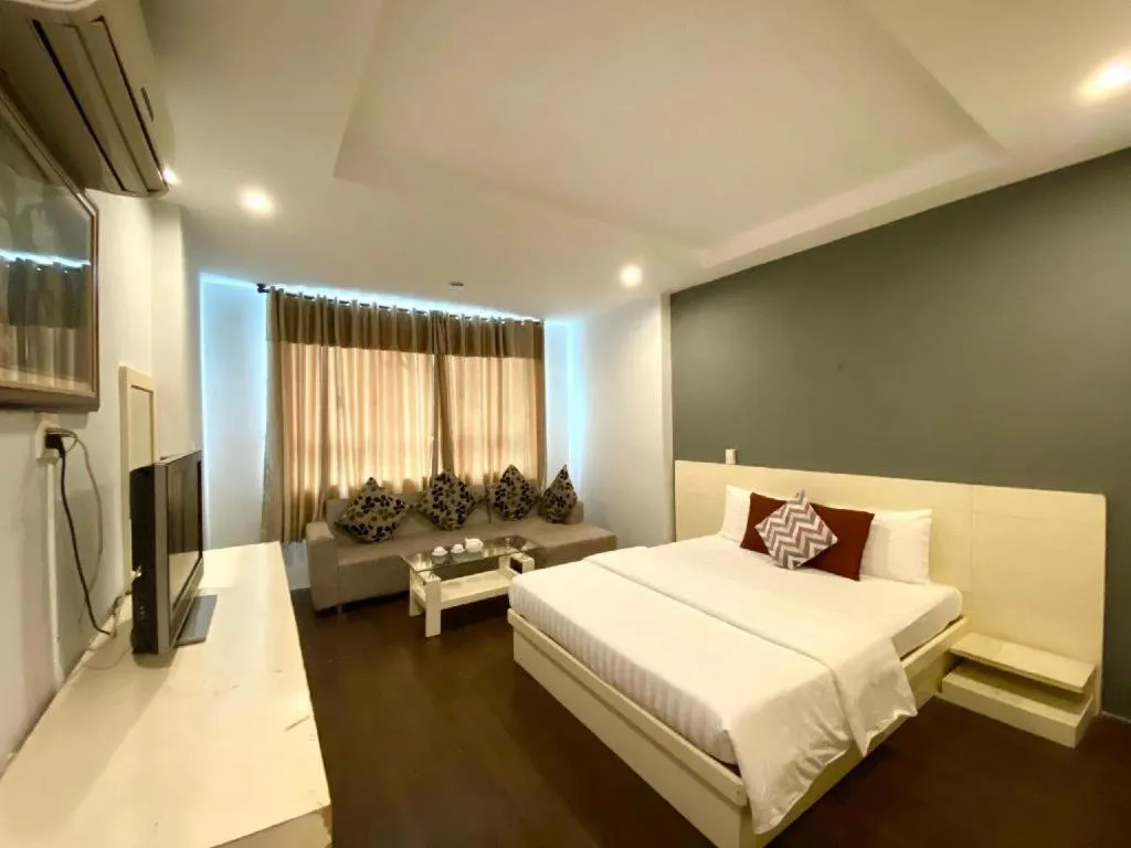 Bed in Mi Linh Hotel