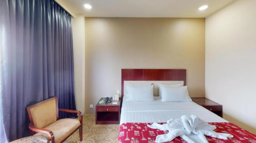 Bed in Narita Classic Hotel