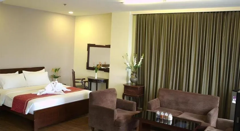 Bed in Narita Classic Hotel