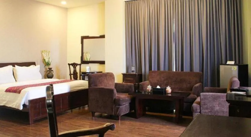 Bed in Narita Classic Hotel