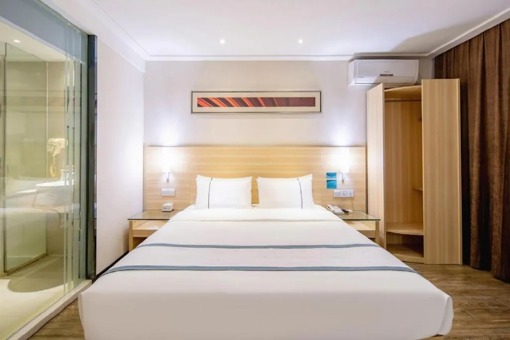 Bed in City Comfort Inn Nanning Railway Station