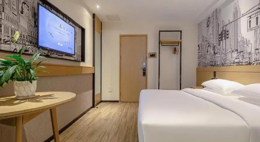 Bed in City Comfort Inn Nanning Railway Station Guangxi University