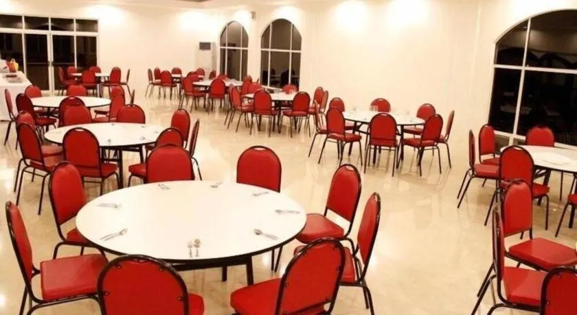 Country Chateau Hotel