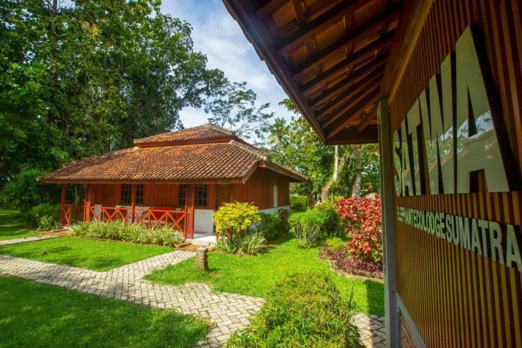 Satwa Elephant Eco Lodge