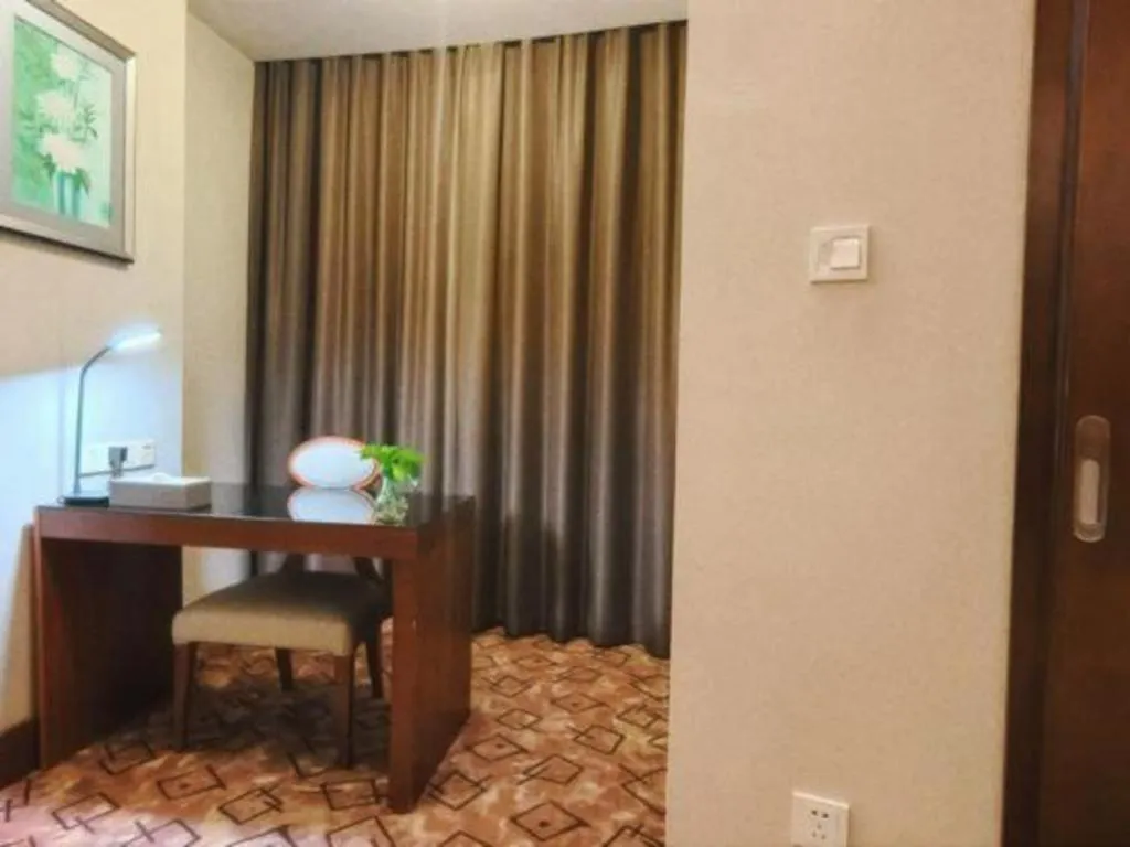 Shanghai Noble Center