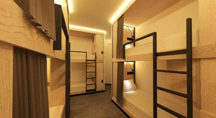 Bed in Capsule@Hive Bugis