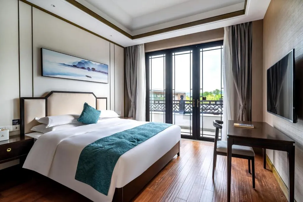 Bed in Poltton International Service Apartment Fujian Changtai Mayangxi