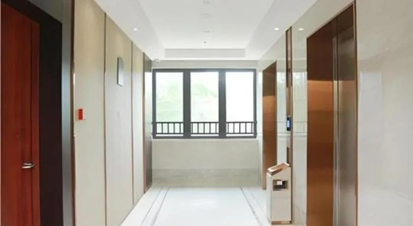 Bed in Poltton International Service Apartment Fujian Changtai Mayangxi