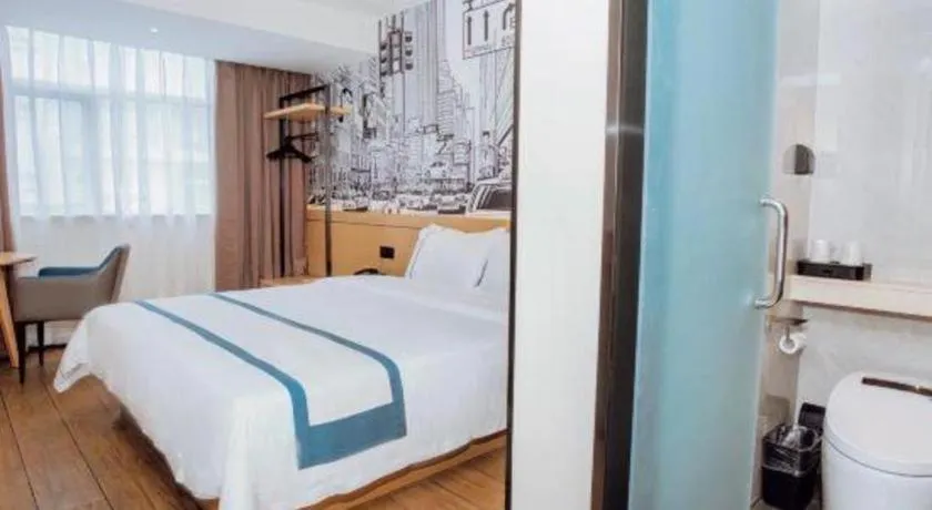 Bed in City Comfort Inn Sanya Sanya Bay Walking Street