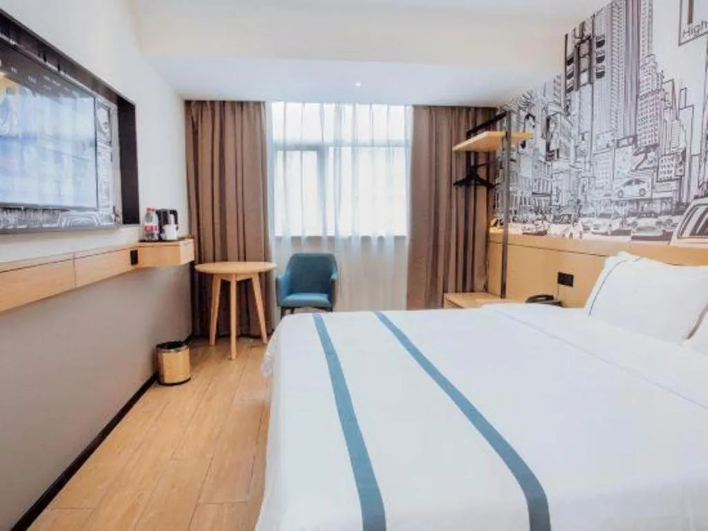 Bed in City Comfort Inn Sanya Sanya Bay Walking Street