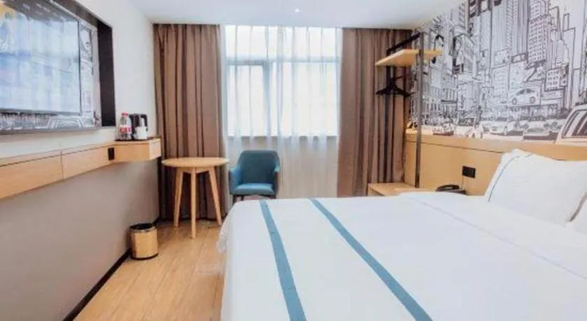 Bed in City Comfort Inn Sanya Sanya Bay Walking Street