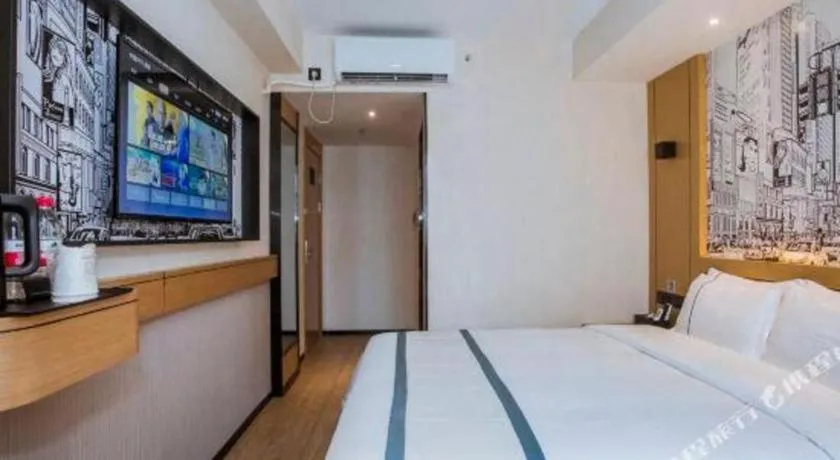 Bed in City Comfort Inn Sanya Sanya Bay Walking Street