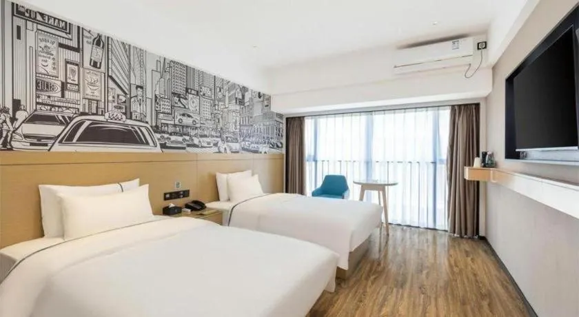 Bed in City Comfort Inn Sanya Sanya Bay Walking Street