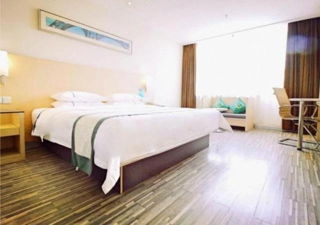 Bed in City Comfort Inn Wuhan Huangpu