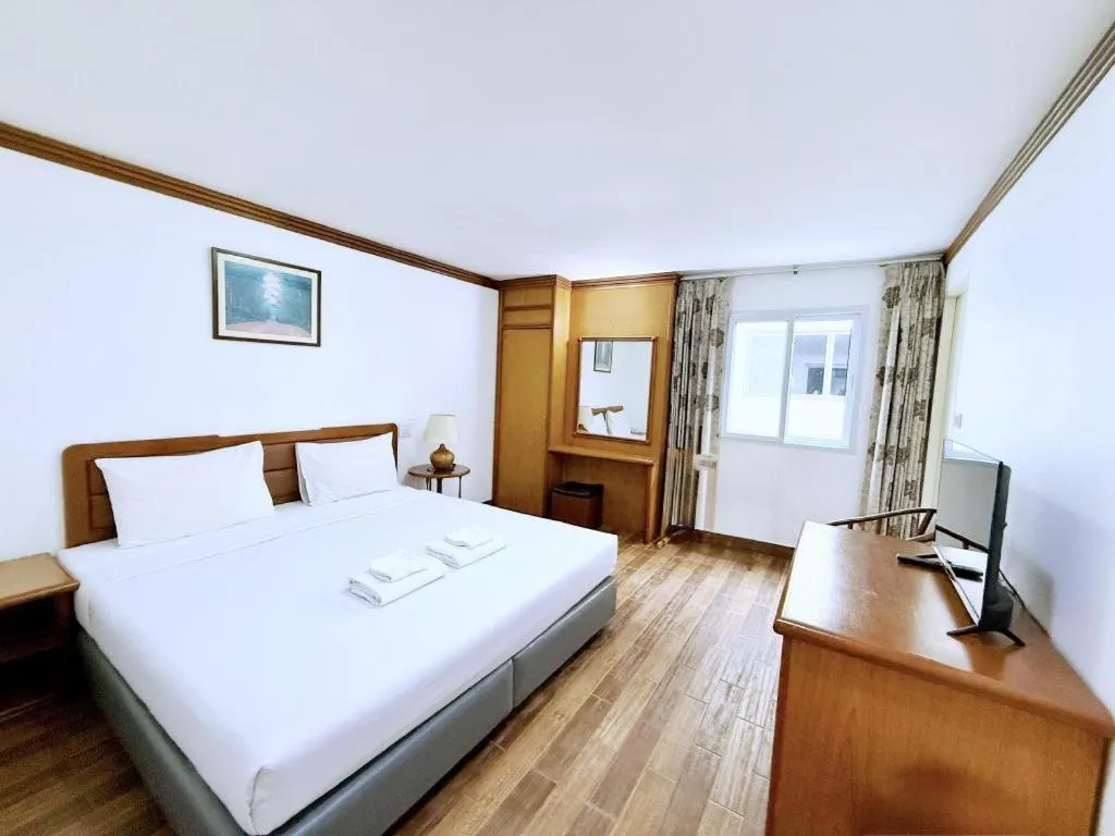 Bed in Paisiri Hotel