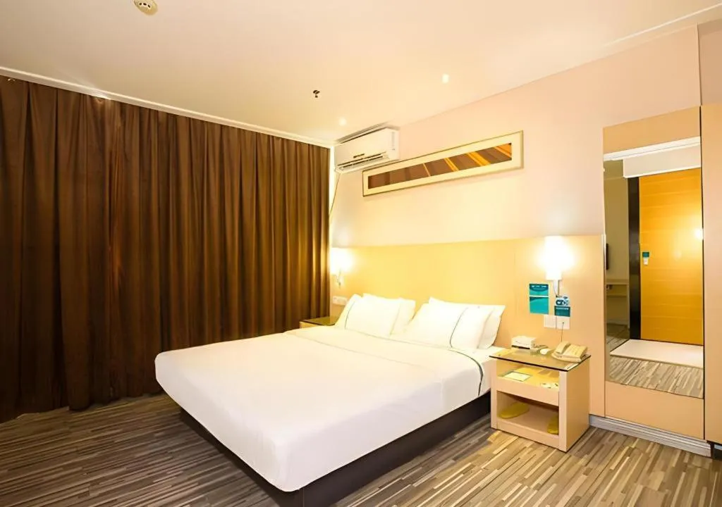 Bed in City Comfort Inn Guiping Xishan