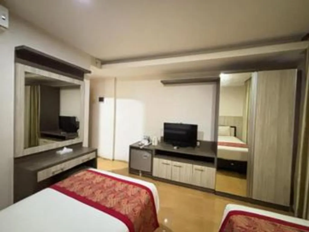 Bed in Grant Hotel Subang