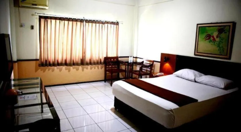 Bed in Hotel Augusta Jakarta