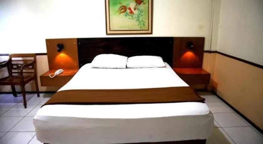 Bed in Hotel Augusta Jakarta