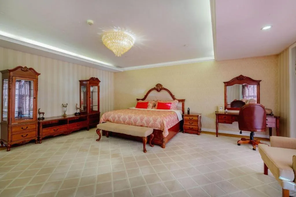 Bed in Country Garden Phoenix Hotel Chizhou Jiuhua Mountain