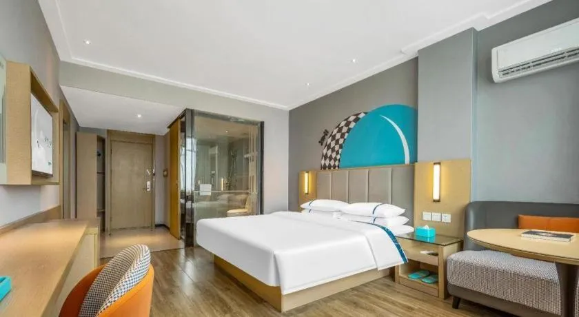 Bed in City Comfort Inn Dangtu High Speed East Railway Station RT-Mart