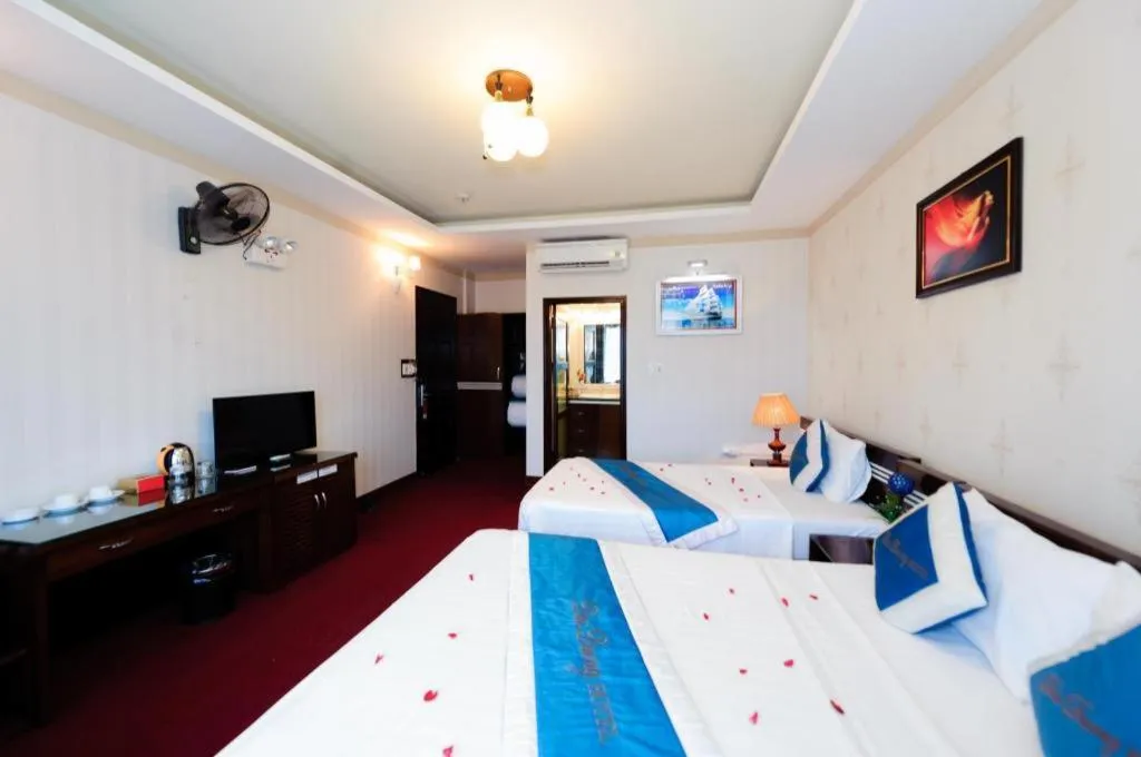 Bed in Hanoi Dai Duong Hotel 1