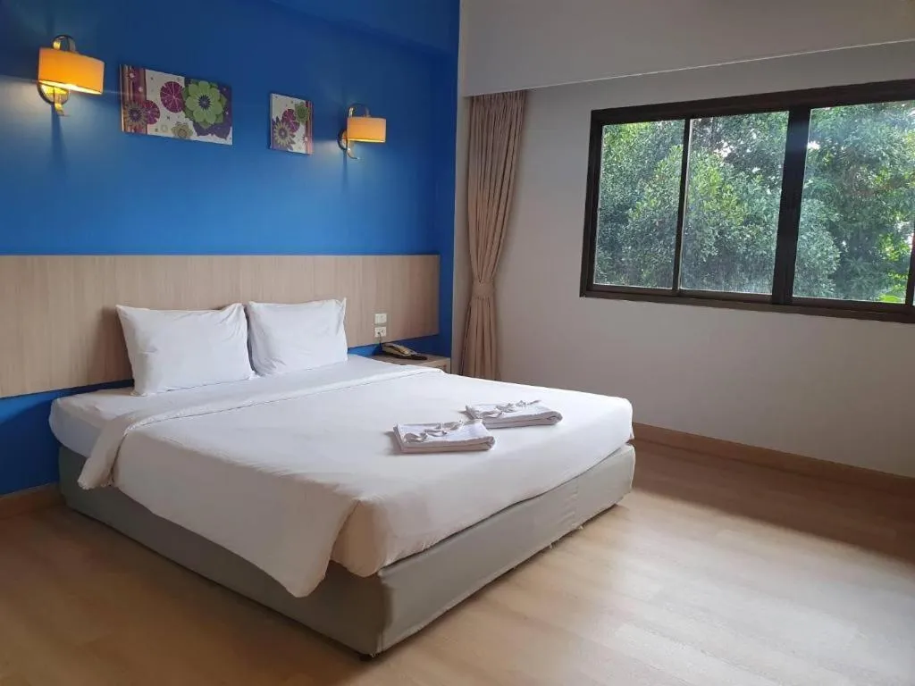 Bed in Bunjongburi Hotel