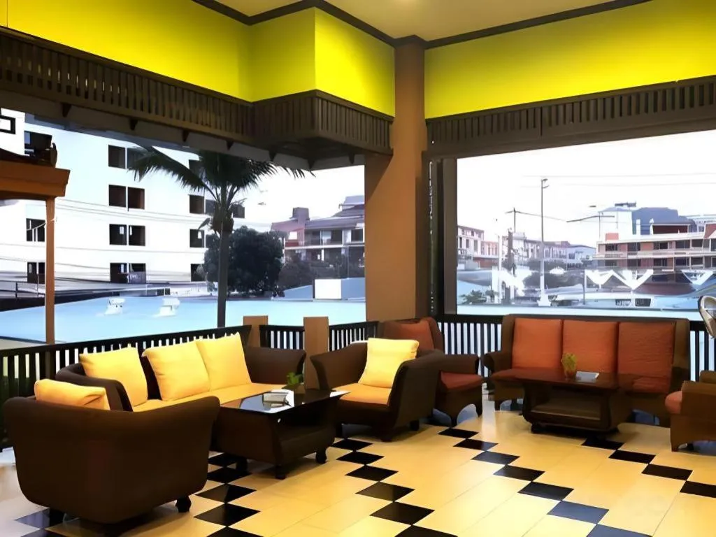 Phuphaya Resort Pattaya