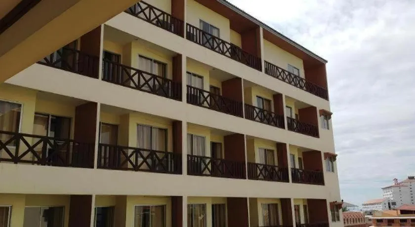 Phuphaya Resort Pattaya