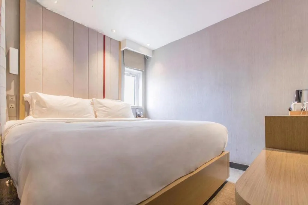 Bed in Lavande Hotel Shanghai Railway Station Branch