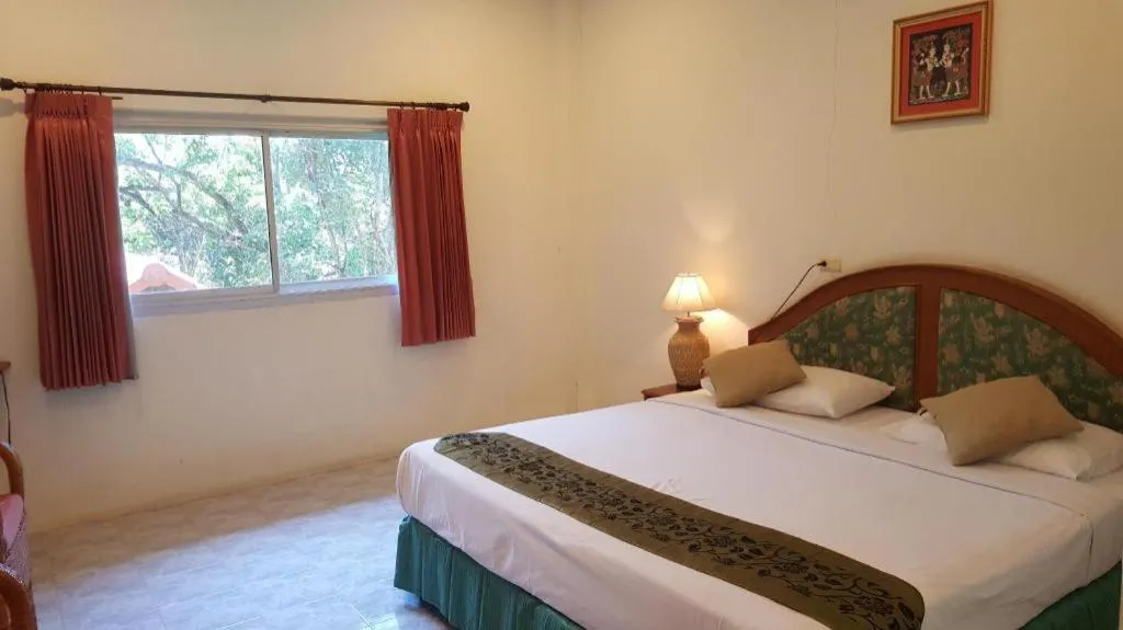 Bed in Baan Suan Sook Resort