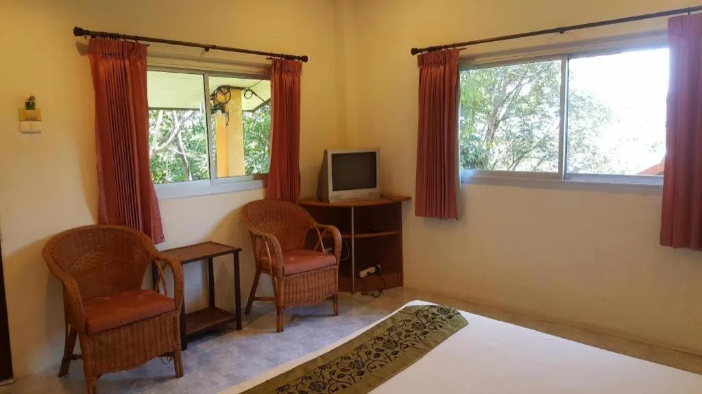 Bed in Baan Suan Sook Resort