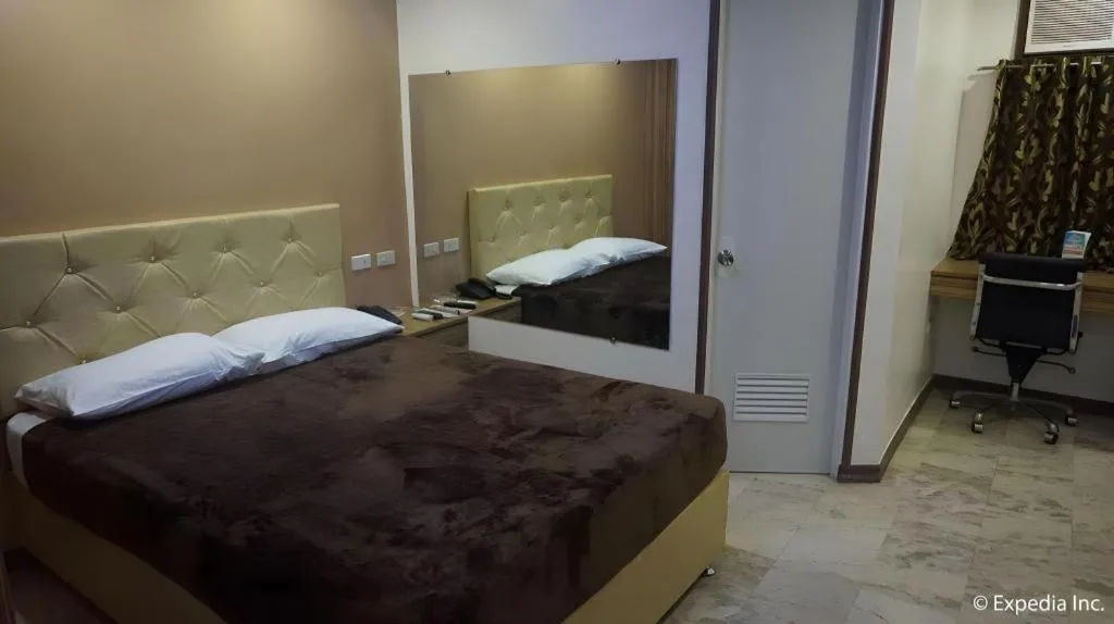 Bed in Score Birds Hotel