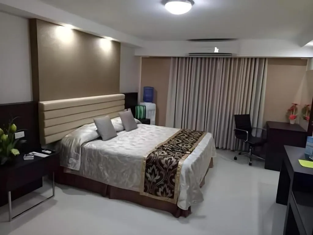 Bed in Score Birds Hotel