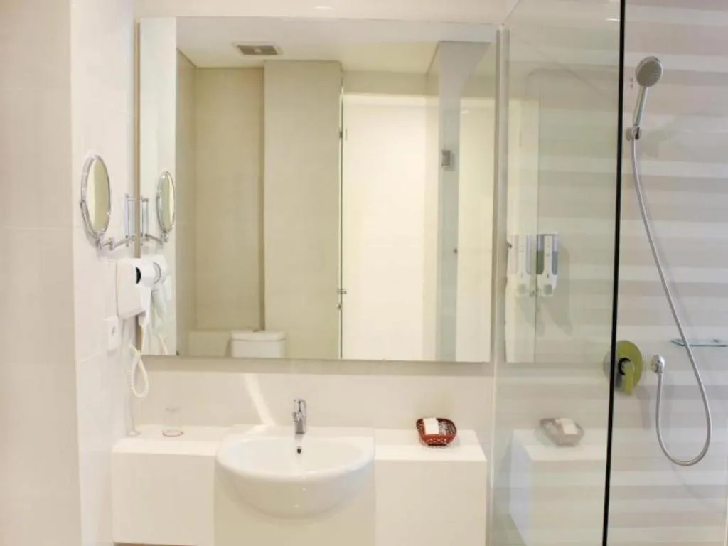 Everbright Ambon Hotel