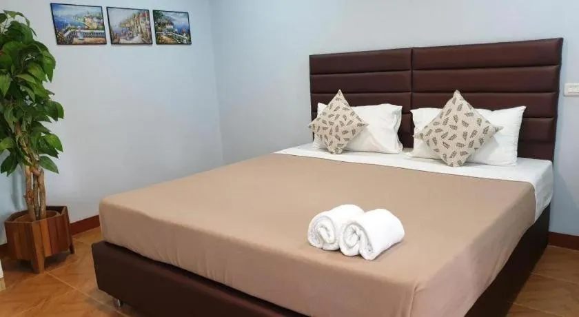 Bed in Friends House Resort