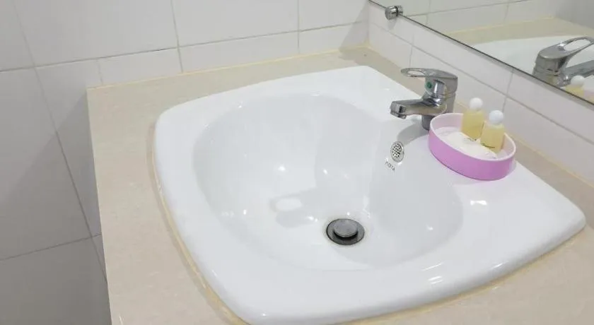 Friends House Resort