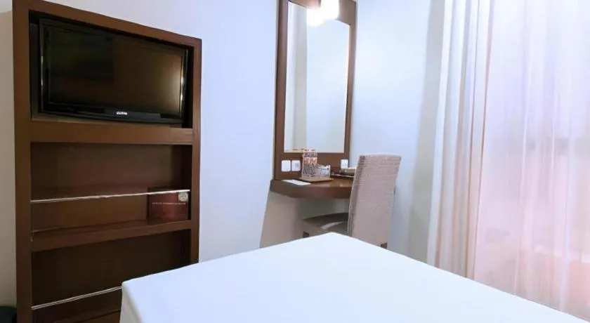 Bed in Sofyan Hotel Soepomo