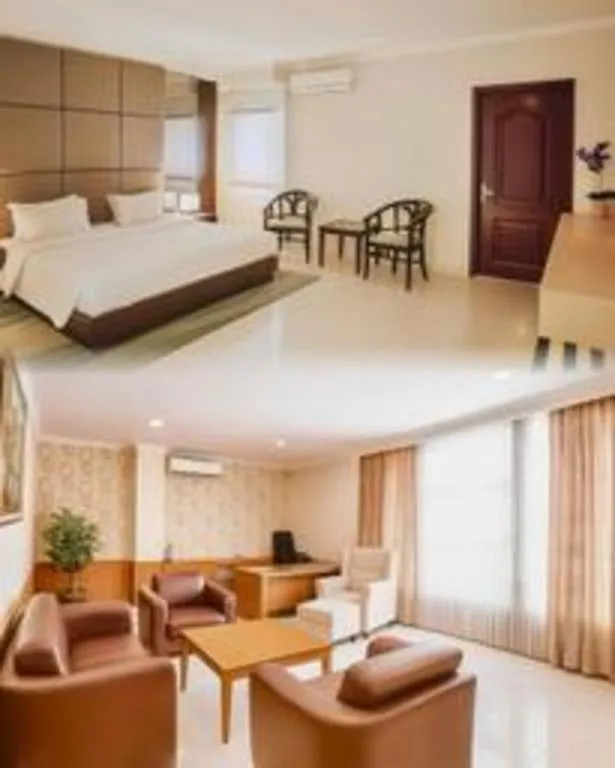 Bed in Plaza Hotel Tegal