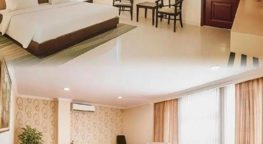 Bed in Plaza Hotel Tegal