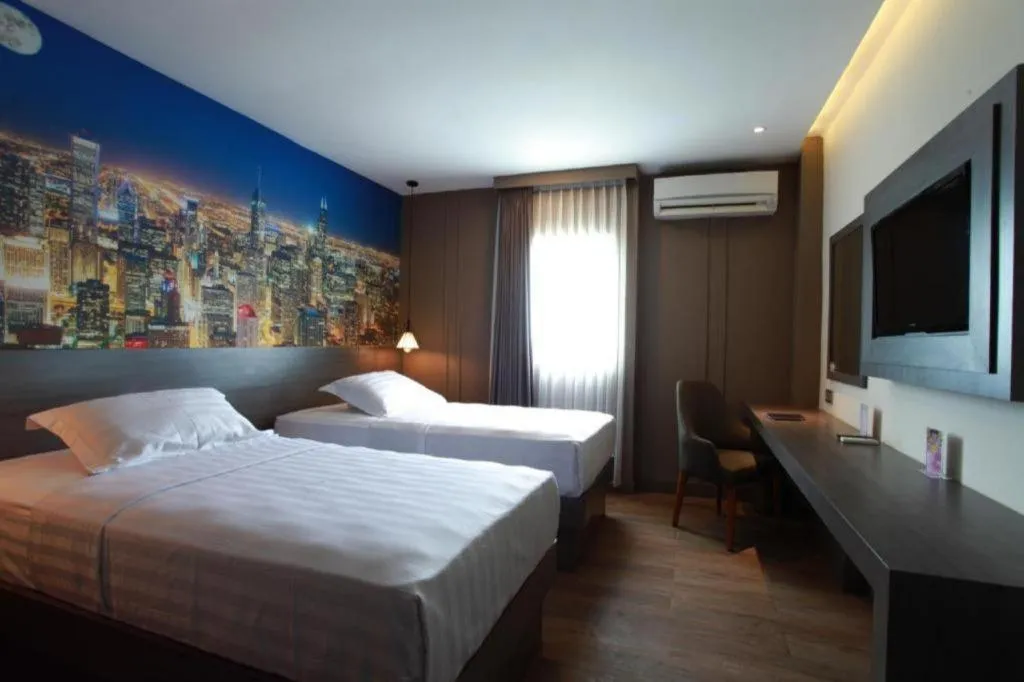 Bed in Plaza Hotel Tegal