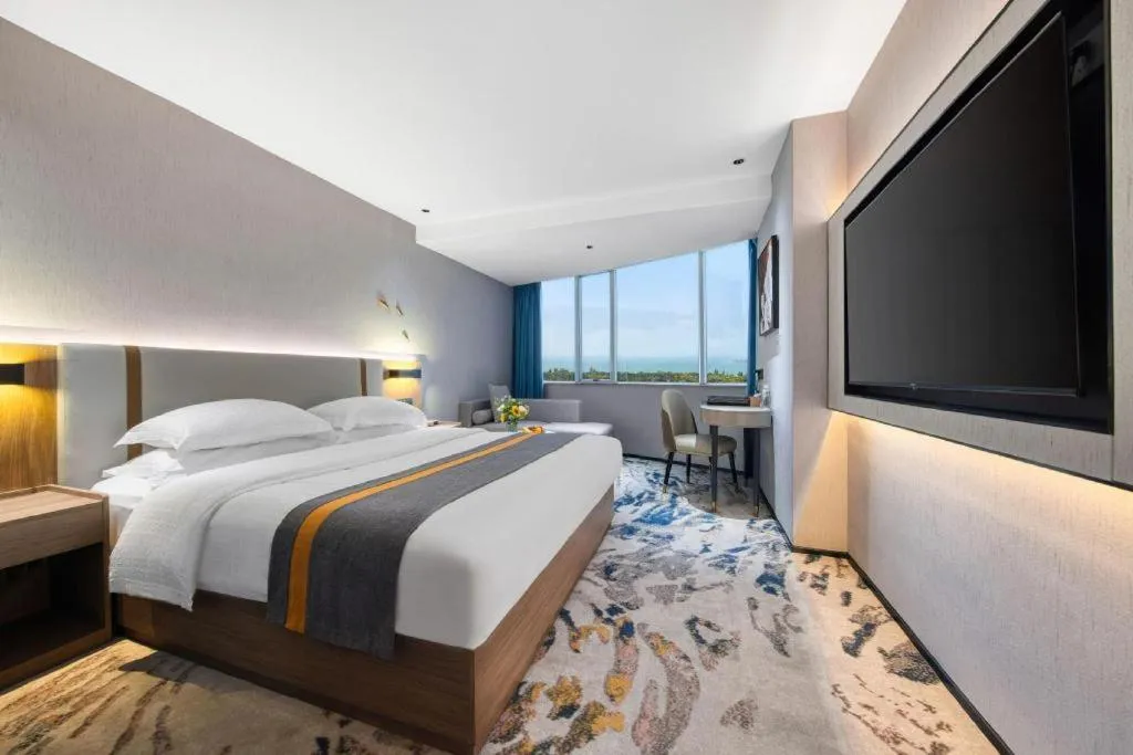 Bed in Golden Sea View Hotel Haikou