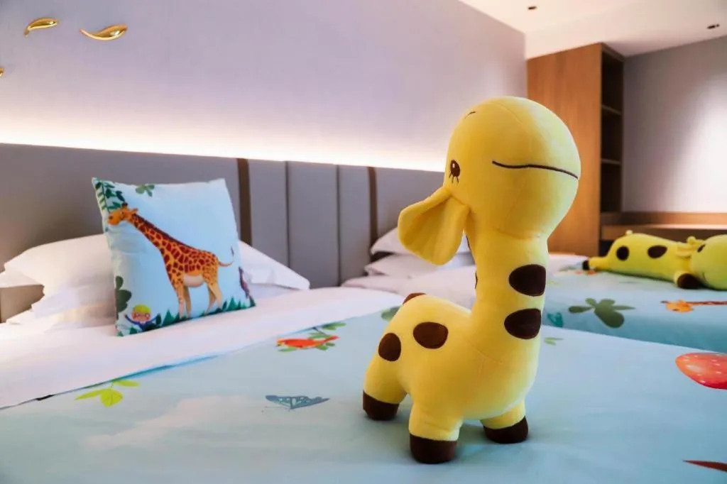 Bed in Golden Sea View Hotel Haikou