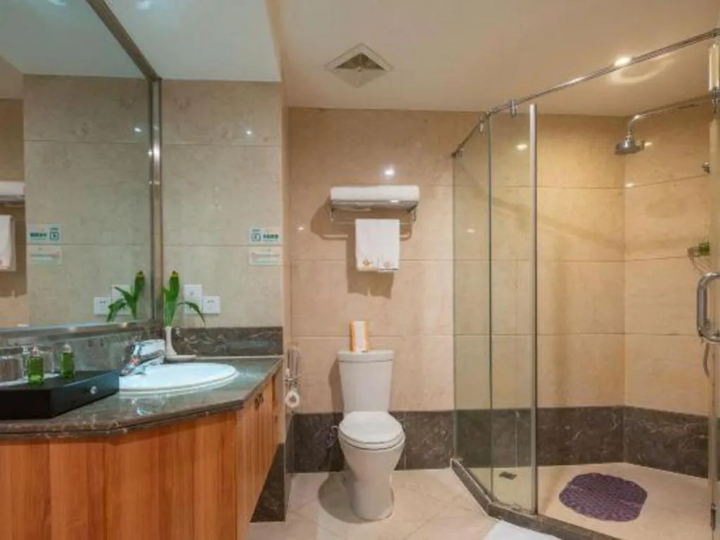 Golden Sea View Hotel Haikou