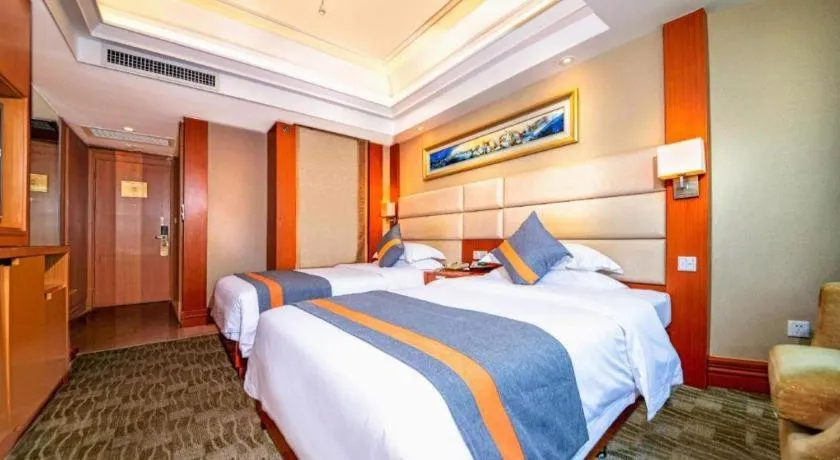 Bed in Golden Sea View Hotel Haikou