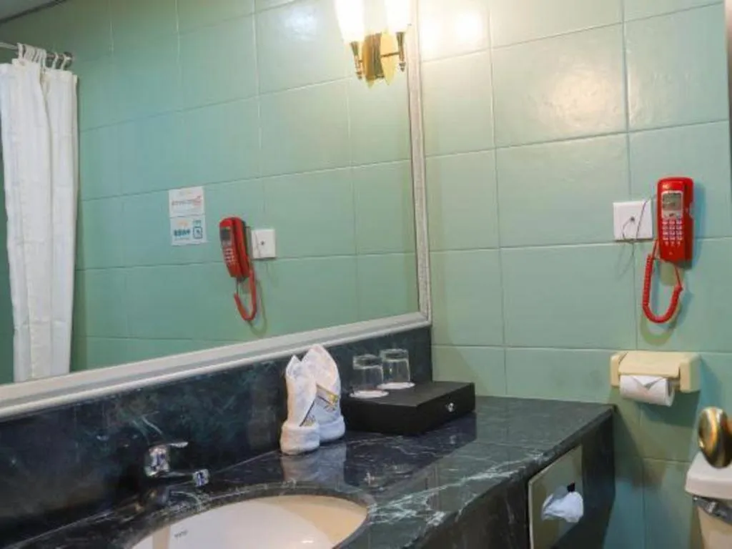 Golden Sea View Hotel Haikou