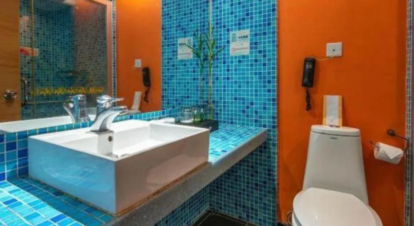 Golden Sea View Hotel Haikou