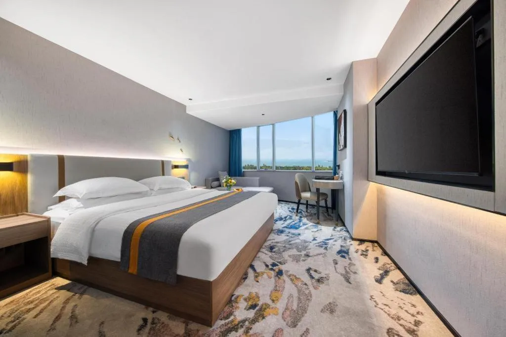 Bed in Golden Sea View Hotel Haikou