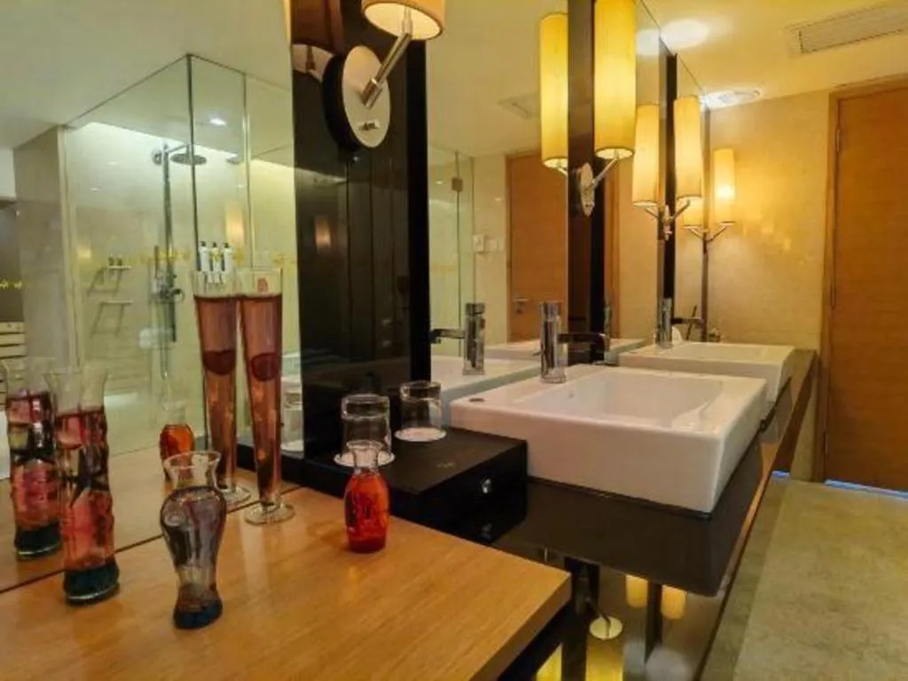 Golden Sea View Hotel Haikou