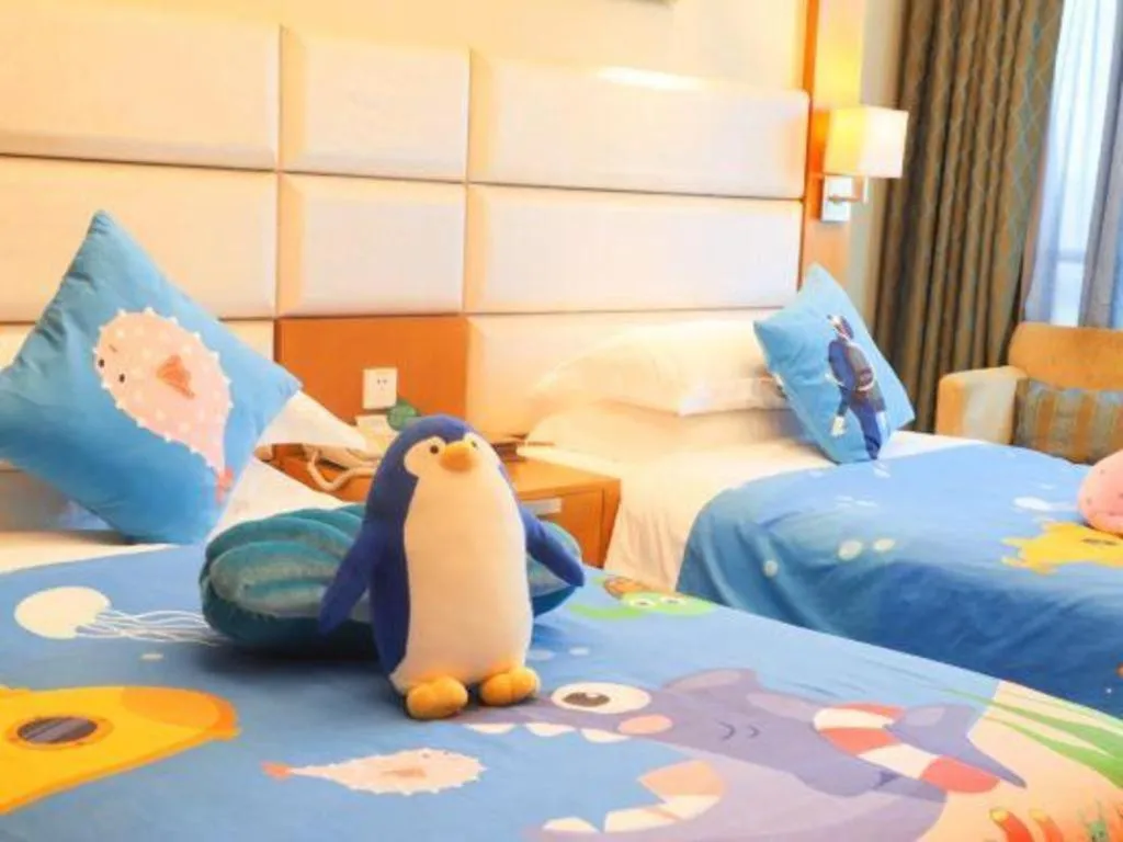 Bed in Golden Sea View Hotel Haikou